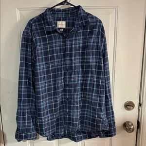 American Eagle Outfitters Navy and Light Blue Plaid Shirt